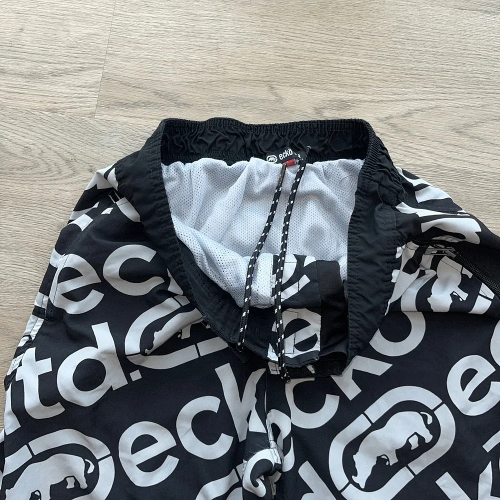 MENS ECKO UNLTD RHINO BLACK LINED SHORTS SIZE L swim Board Surf Skate Y2K